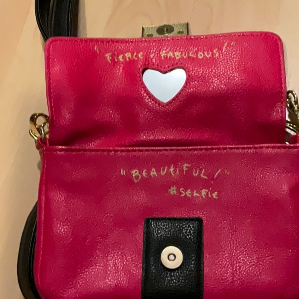 Betsey‎ Johnson Pink Purse - Picture 7 of 8